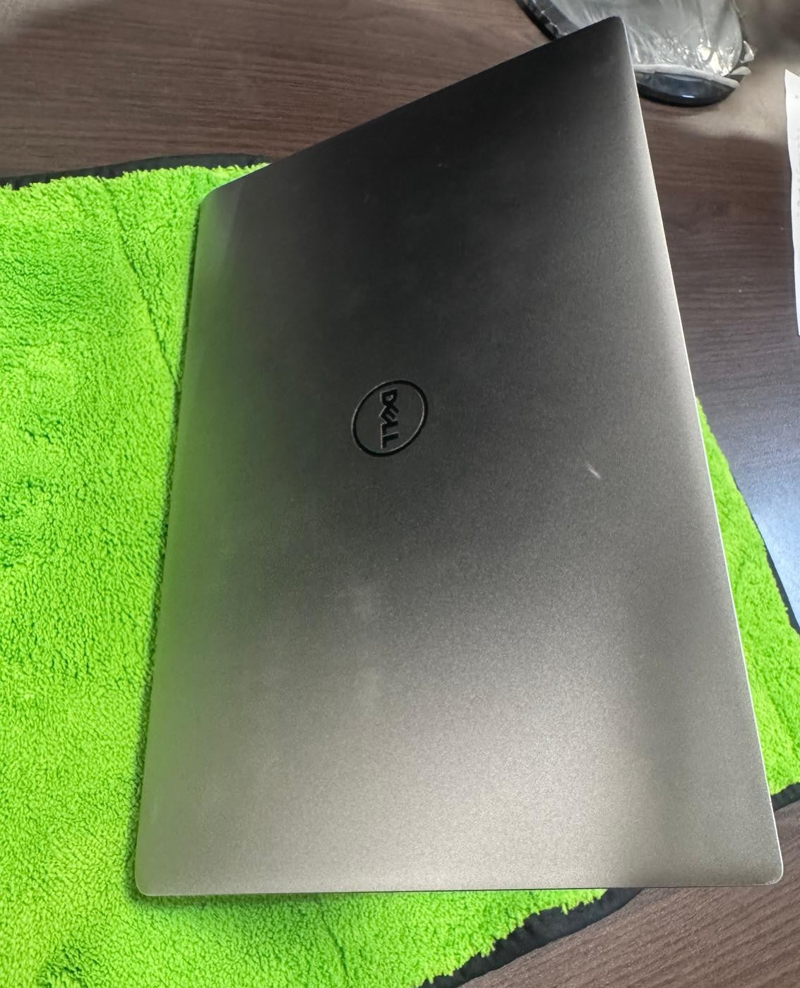 DELL XPS 13 9360 Ultrabook i7-7500U 13.3inch Touchscreen Backlit Keyboard Silver