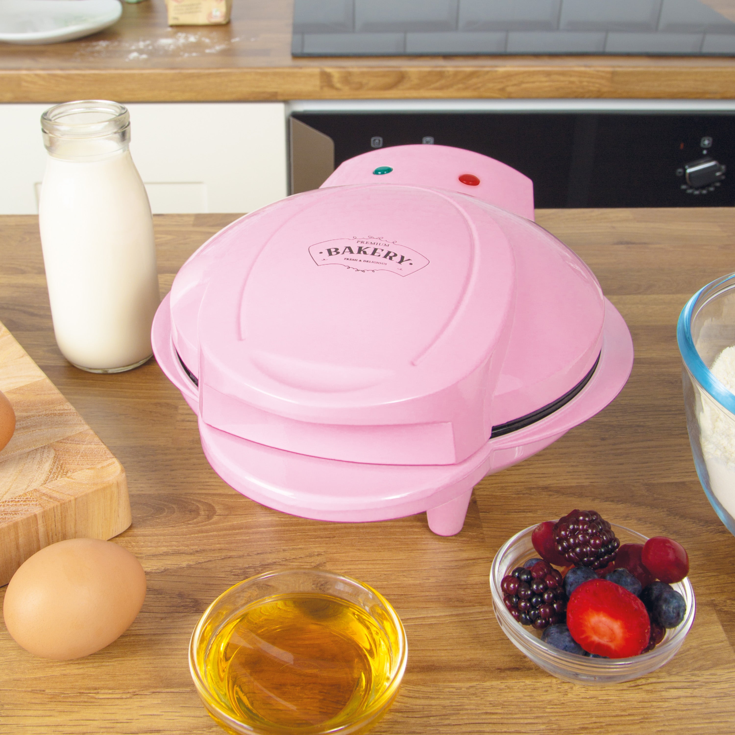 Mini Waffle Maker 1000W Thermostatic Design Table Top Cooking Baking Non Stick