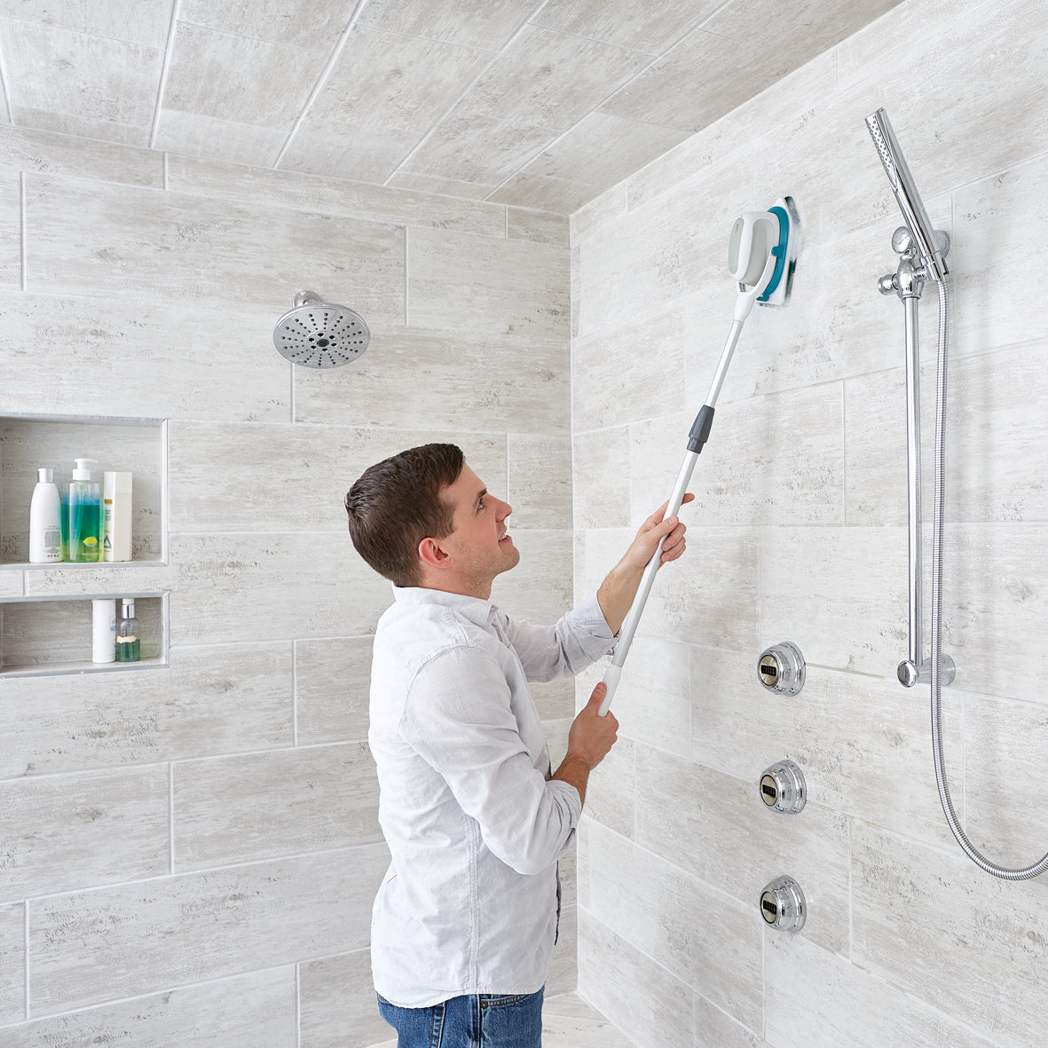 Black+Decker Speedy Scrub Plus Rechargeable White Bathroom Cleaner Dir –  Thinkprice Online Store