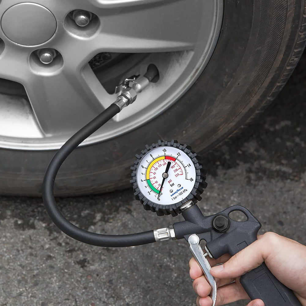 Goodyear 2 in 1 Tyre Inflator and Pressure Gauge Gun For Use with Air Compressor