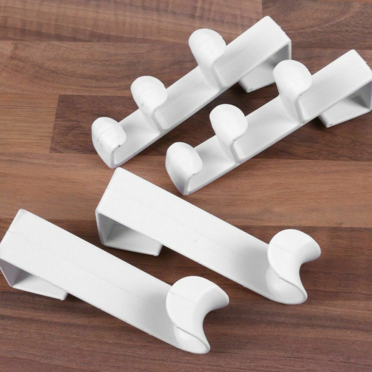 4 x White Strong Over The Door Hooks Washroom Bathroom Bedroom Kitchen Clothes